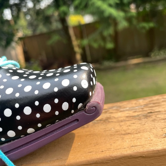 FLUEVOG - John Fluevog shoes bought at the original store in Vancouver, BC. - Picture 7 of 10